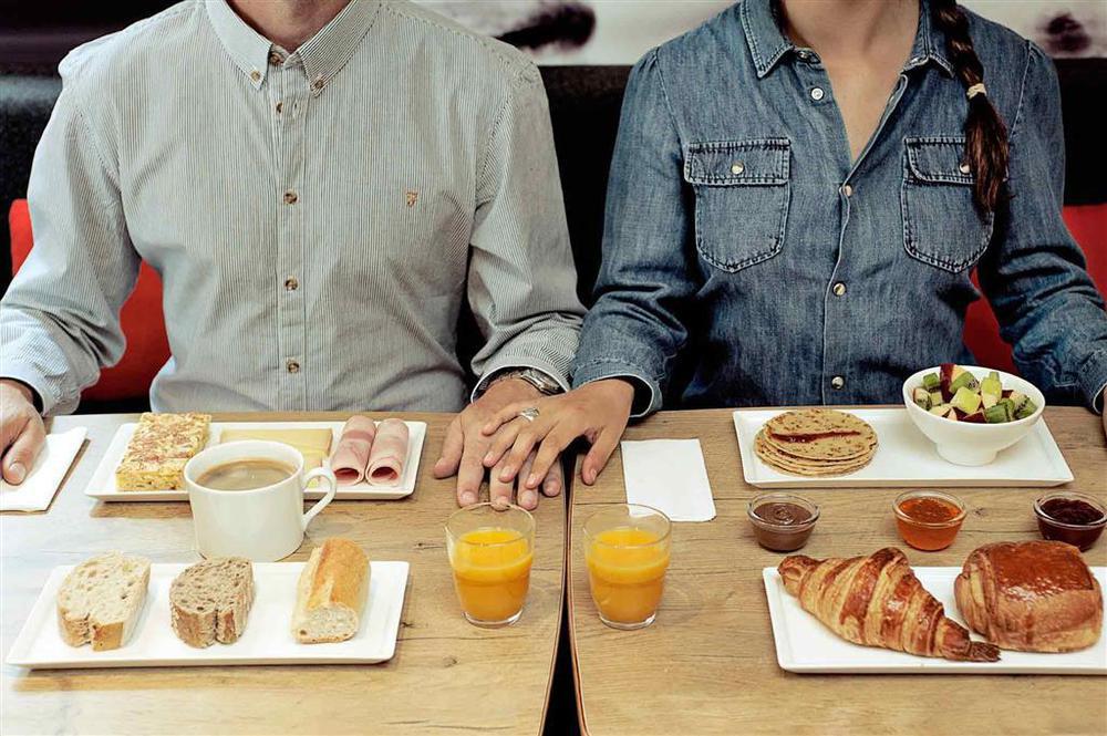 Ace Hotel Travel Fabregues - A9 Montpellier Sud Restaurang bild